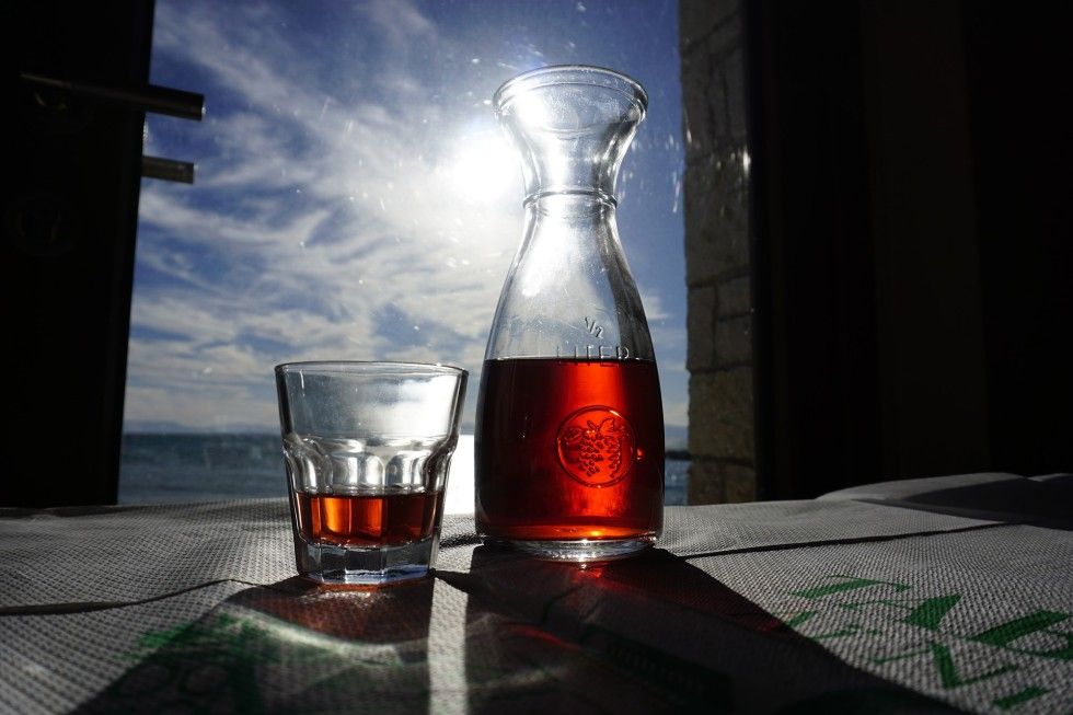Layover 04: Greece special edition
